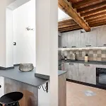 Golden Luxe - Luxury Penthouse Duomo View Apartamento *