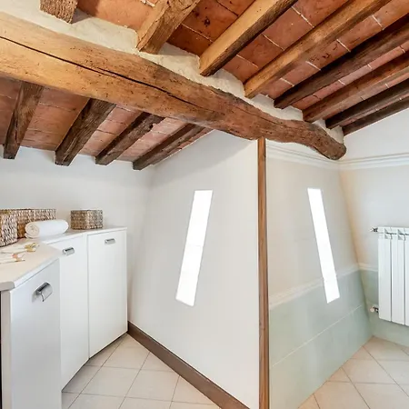 Golden Luxe - Luxury Penthouse Duomo View Apartamento Pietrasanta